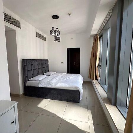 Downtown Apartments With Fountain And Burj Khalifa View Дубай Екстериор снимка