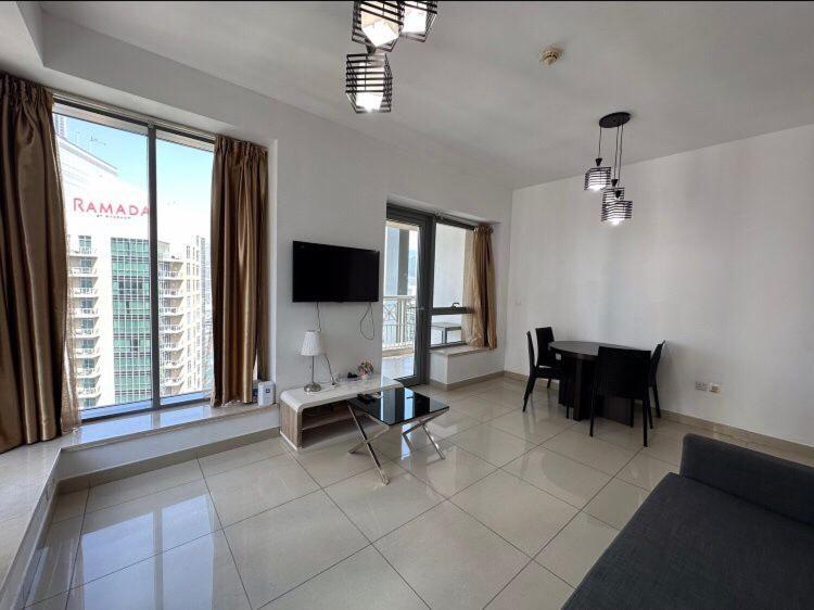Downtown Apartments With Fountain And Burj Khalifa View Дубай Екстериор снимка